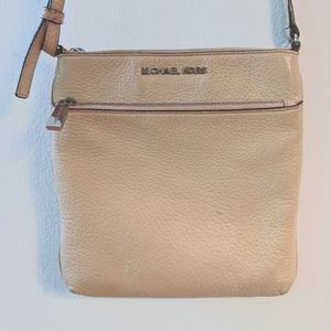 Michael kors flat rectangular cross body purse, light tan/beige color
